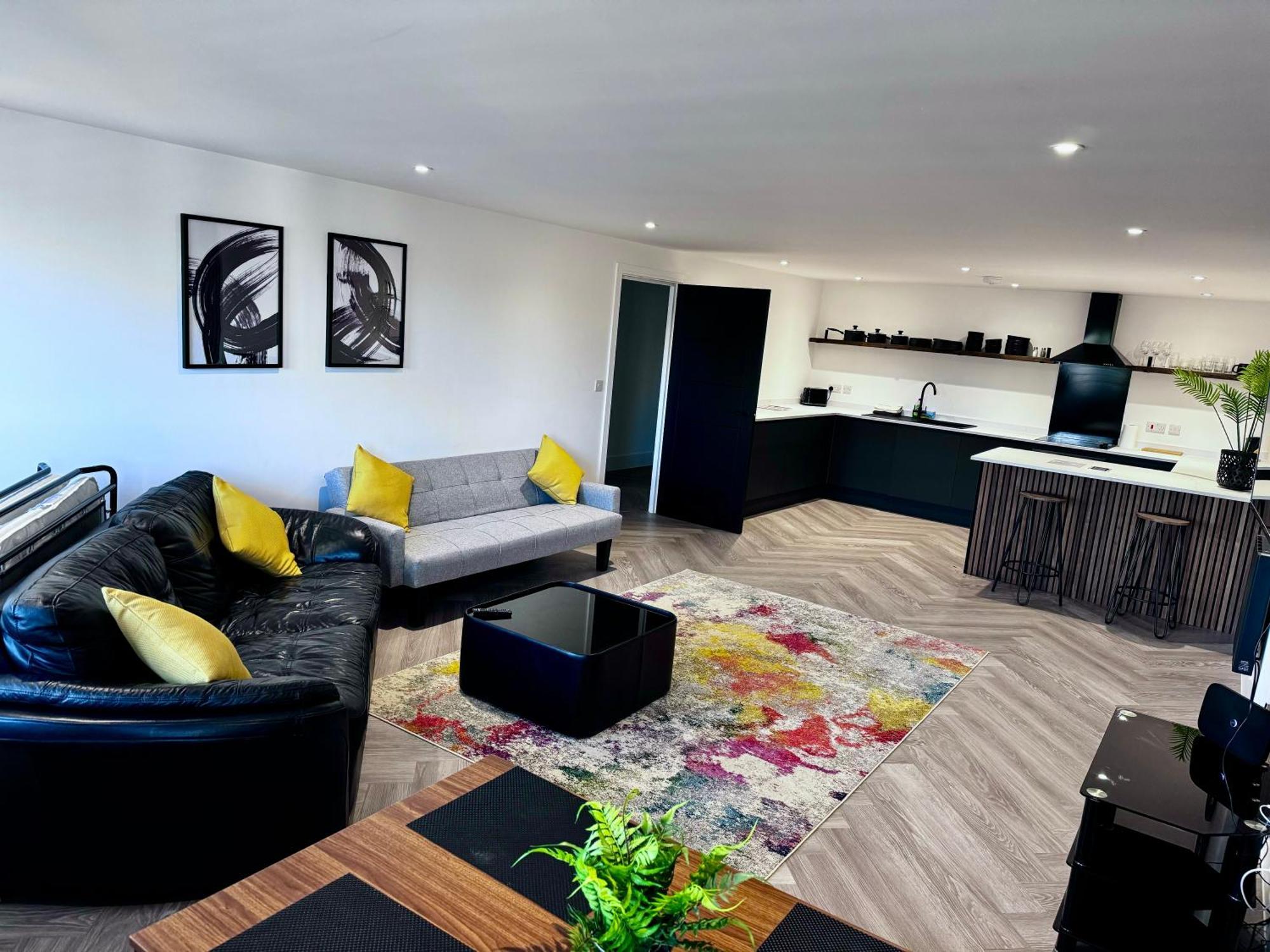New 2 Bed Apartment In Royston High St Bagian luar foto